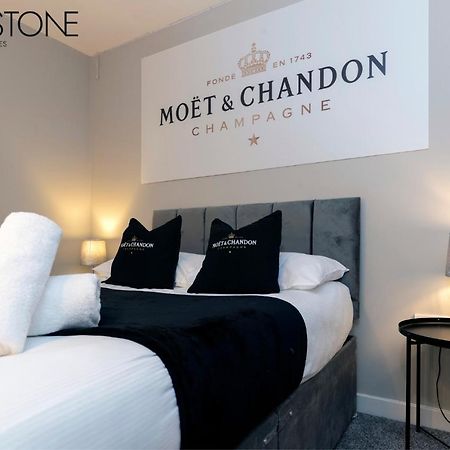 Champagne House - 4 Bed Property Plus 2 Sofa Beds By Bpne Дарлінгтон Екстер'єр фото