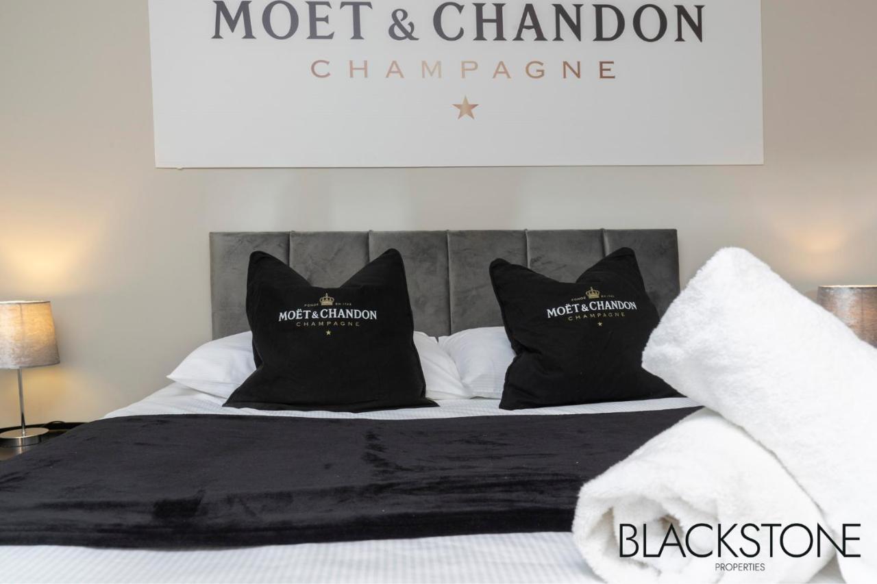 Champagne House - 4 Bed Property Plus 2 Sofa Beds By Bpne Дарлінгтон Екстер'єр фото