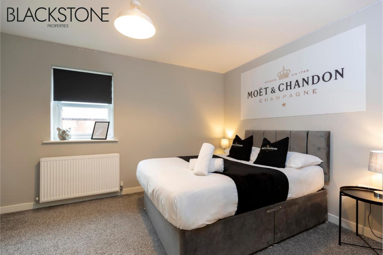 Champagne House - 4 Bed Property Plus 2 Sofa Beds By Bpne Дарлінгтон Екстер'єр фото
