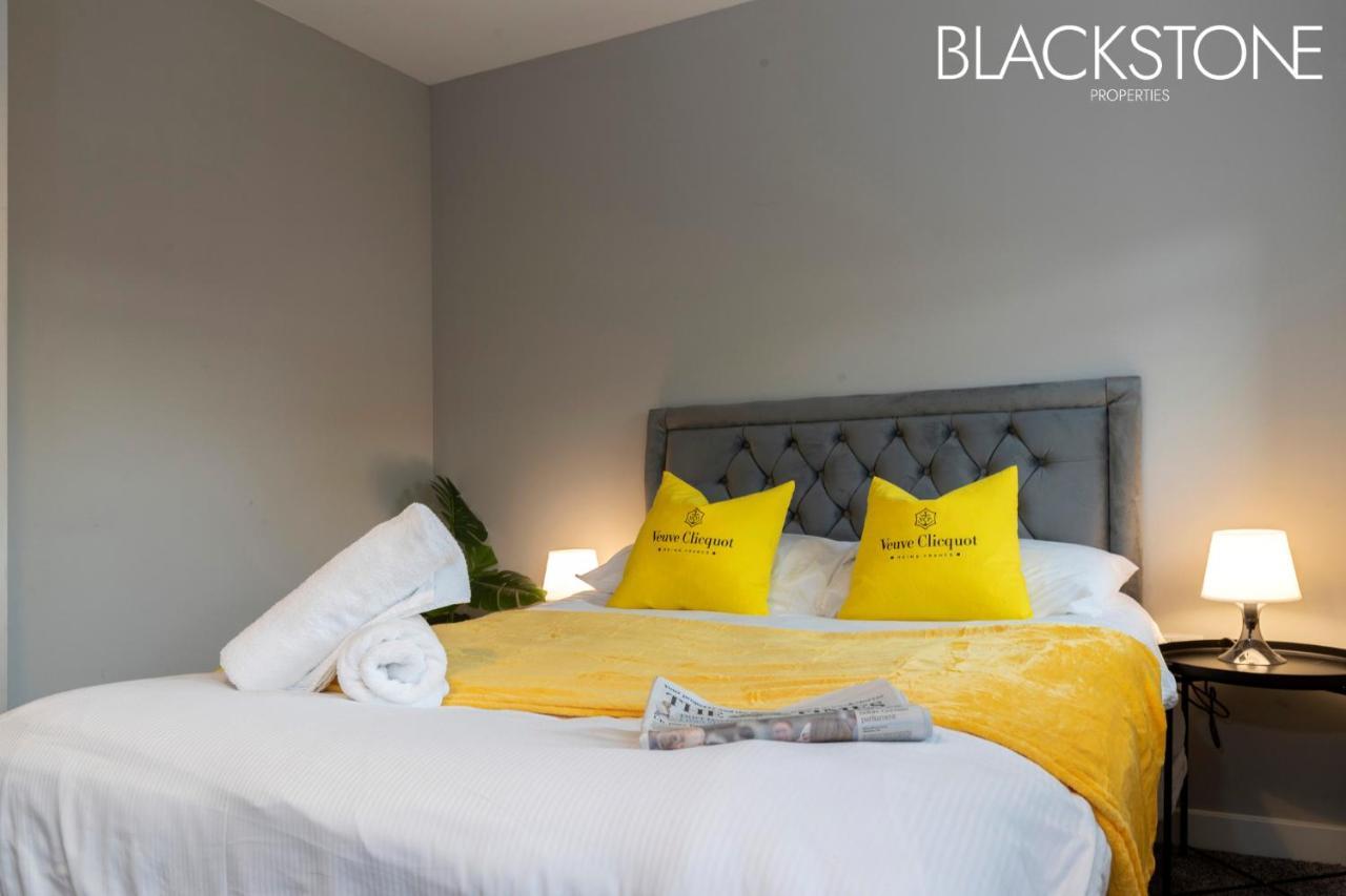 Champagne House - 4 Bed Property Plus 2 Sofa Beds By Bpne Дарлінгтон Екстер'єр фото